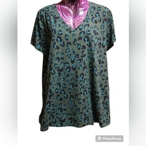 2x Ava & Viv Leopard Print Basic Tee